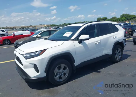 2024 Toyota Rav4 Xle из США, поврежденный, VIN 2T3W1RFV0RC300646